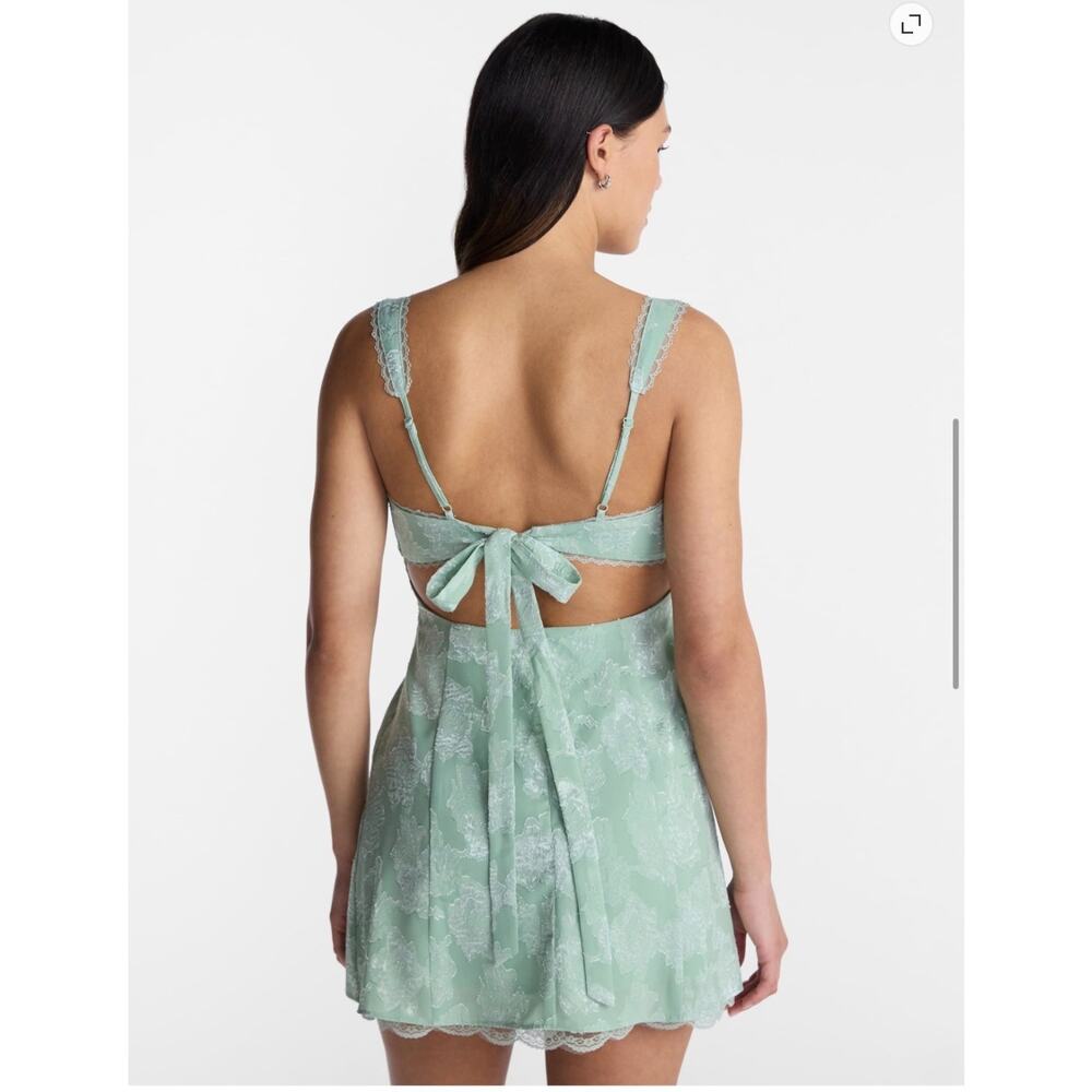 No Boundaries Womens Juniors Satin Jacquard Mini Dress Size XXS (0) NWT - Picture 3 of 9